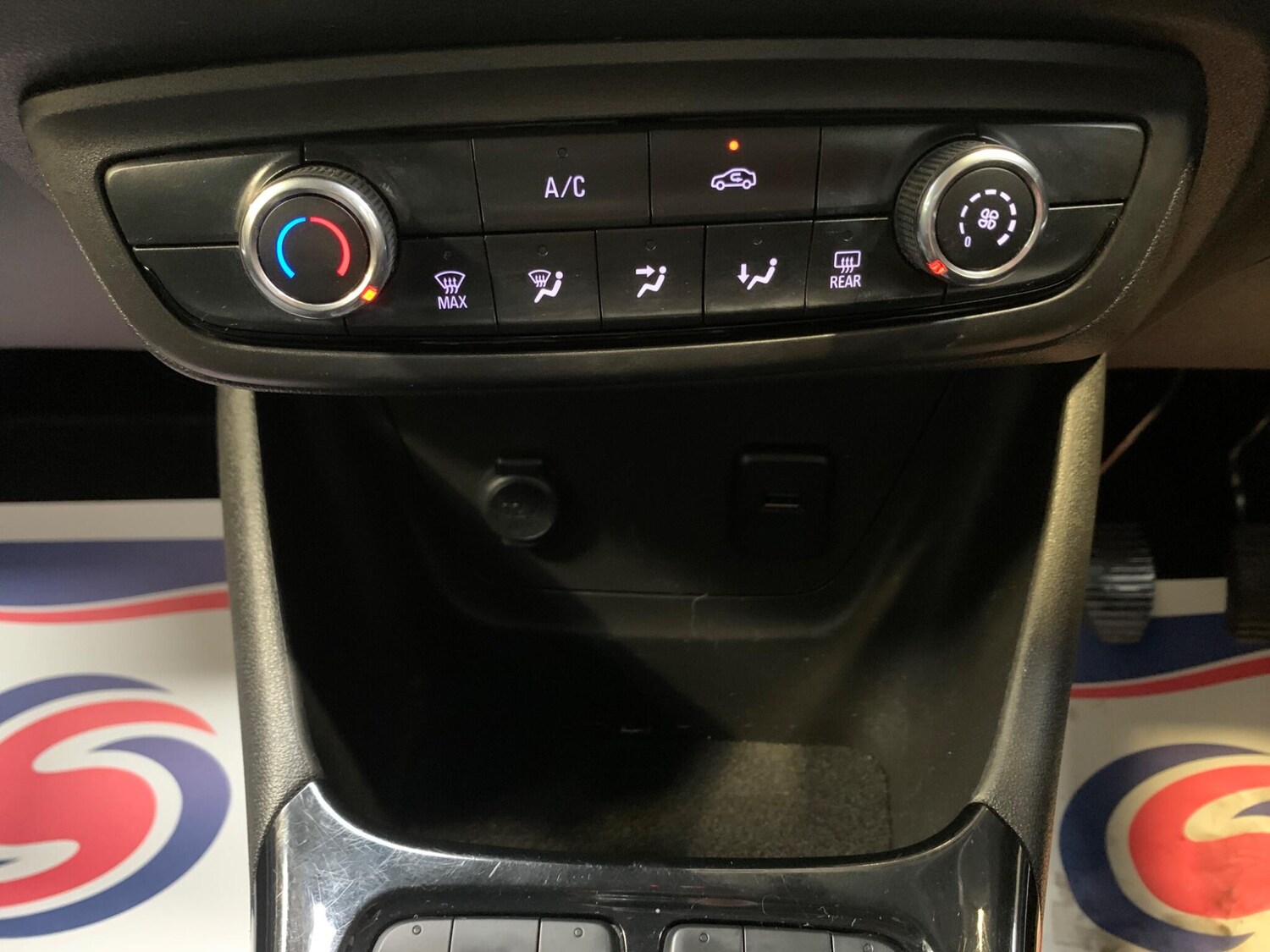 Used Vauxhall Crossland X 2020 for sale - 76260467: Photo 33