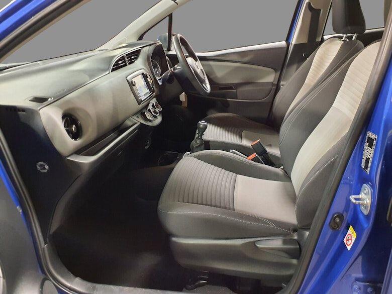 Used Toyota Yaris 2018 for sale - 77909143: Photo 11