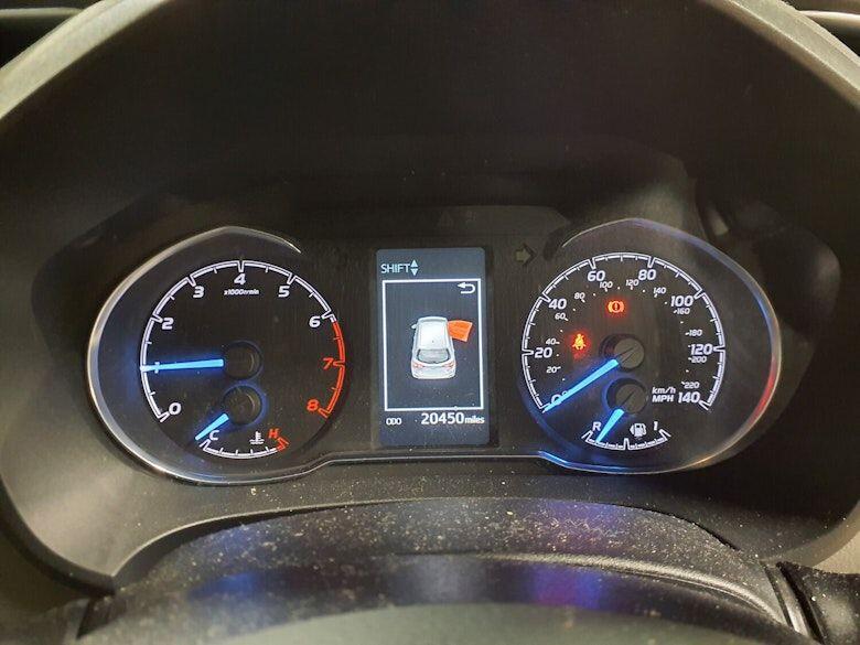 Used Toyota Yaris 2018 for sale - 77909143: Photo 13