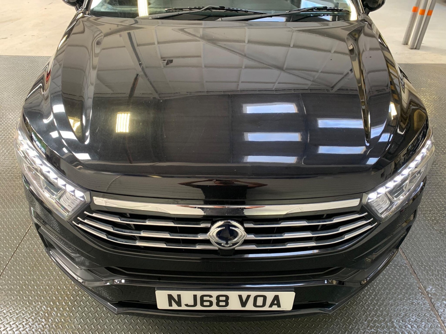 Used Ssangyong Turismo 2018 for sale - 75915928: Photo 13