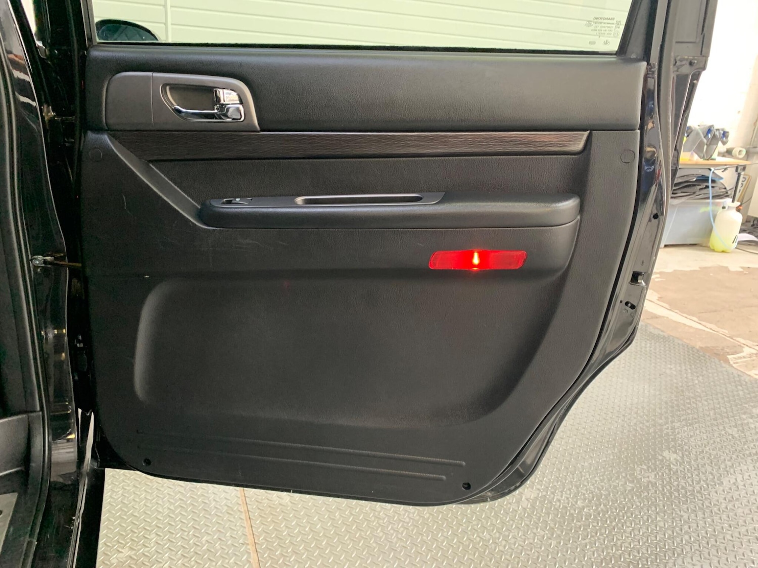 Used Ssangyong Turismo 2018 for sale - 75915928: Photo 17
