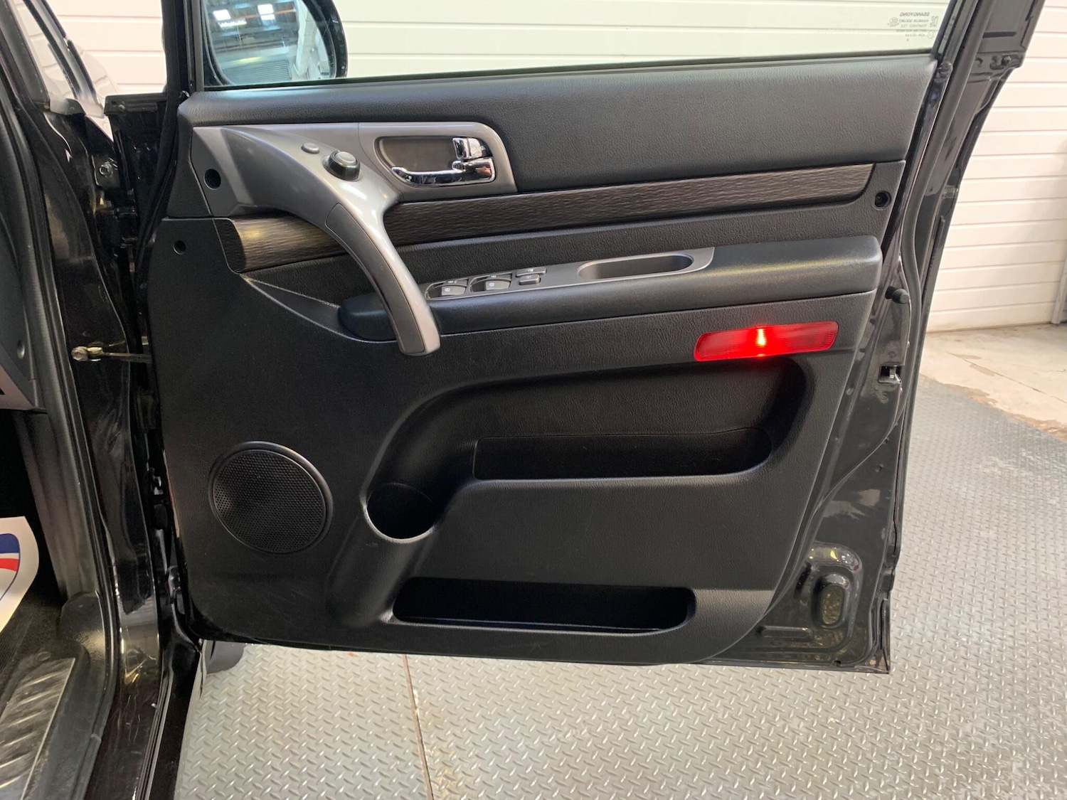 Used Ssangyong Turismo 2018 for sale - 75915928: Photo 21