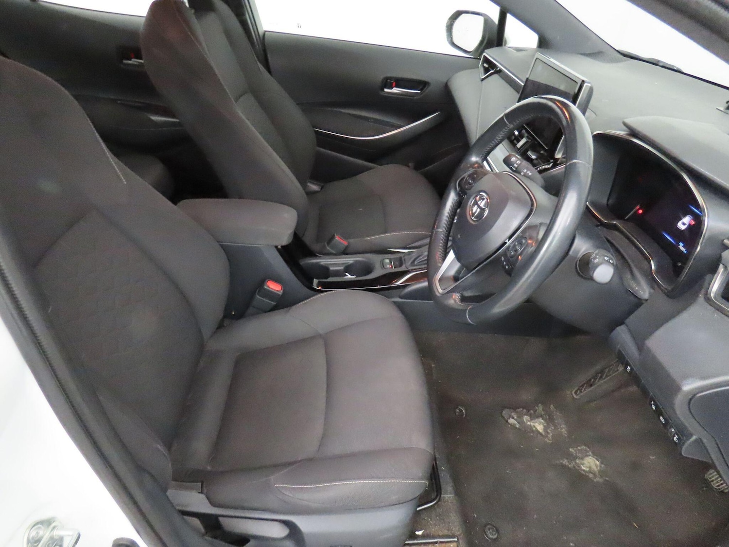 Used Toyota Corolla for sale - 76997075: Photo 12