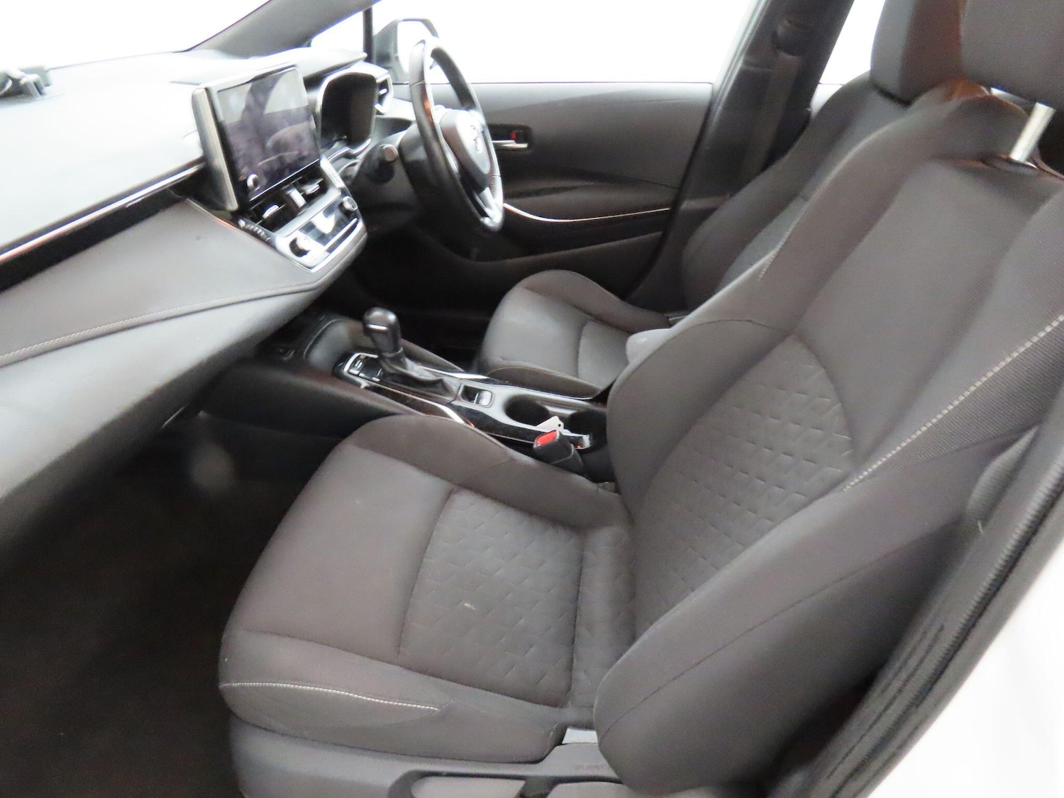 Used Toyota Corolla for sale - 76997075: Photo 14