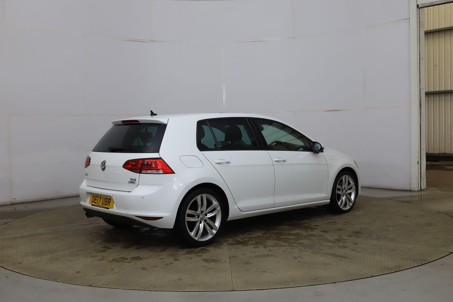 Used Volkswagen Golf 2017 for sale - 76715362: Photo 10