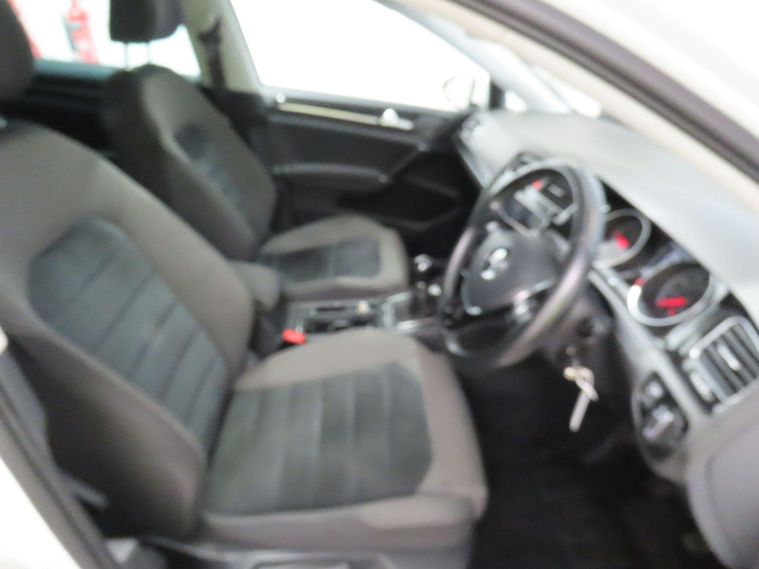 Used Volkswagen Golf 2017 for sale - 76715362: Photo 12