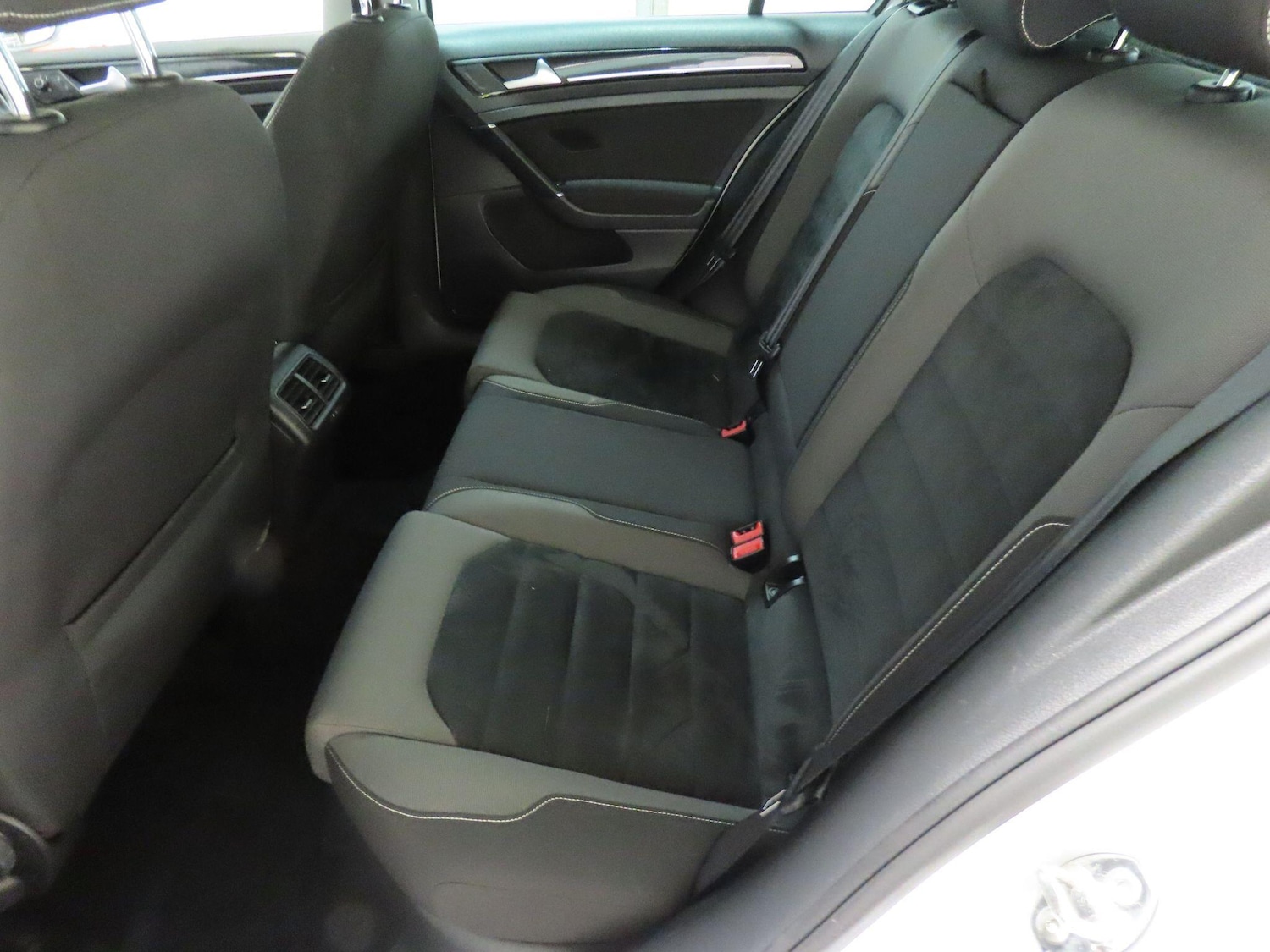 Used Volkswagen Golf 2017 for sale - 76715362: Photo 17