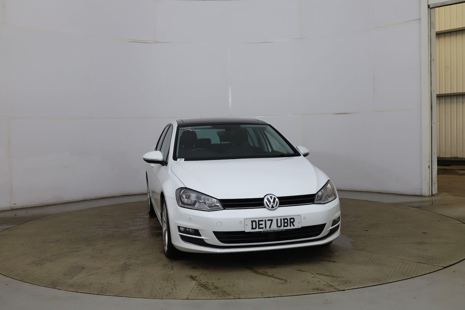 Used Volkswagen Golf 2017 for sale - 76715362: Photo 5