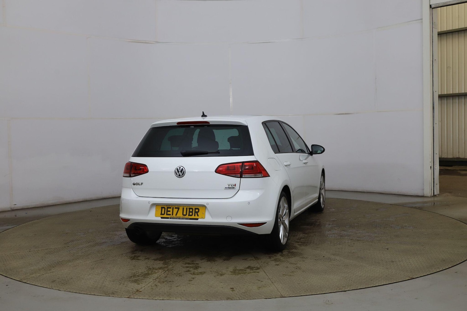 Used Volkswagen Golf 2017 for sale - 76715362: Photo 9