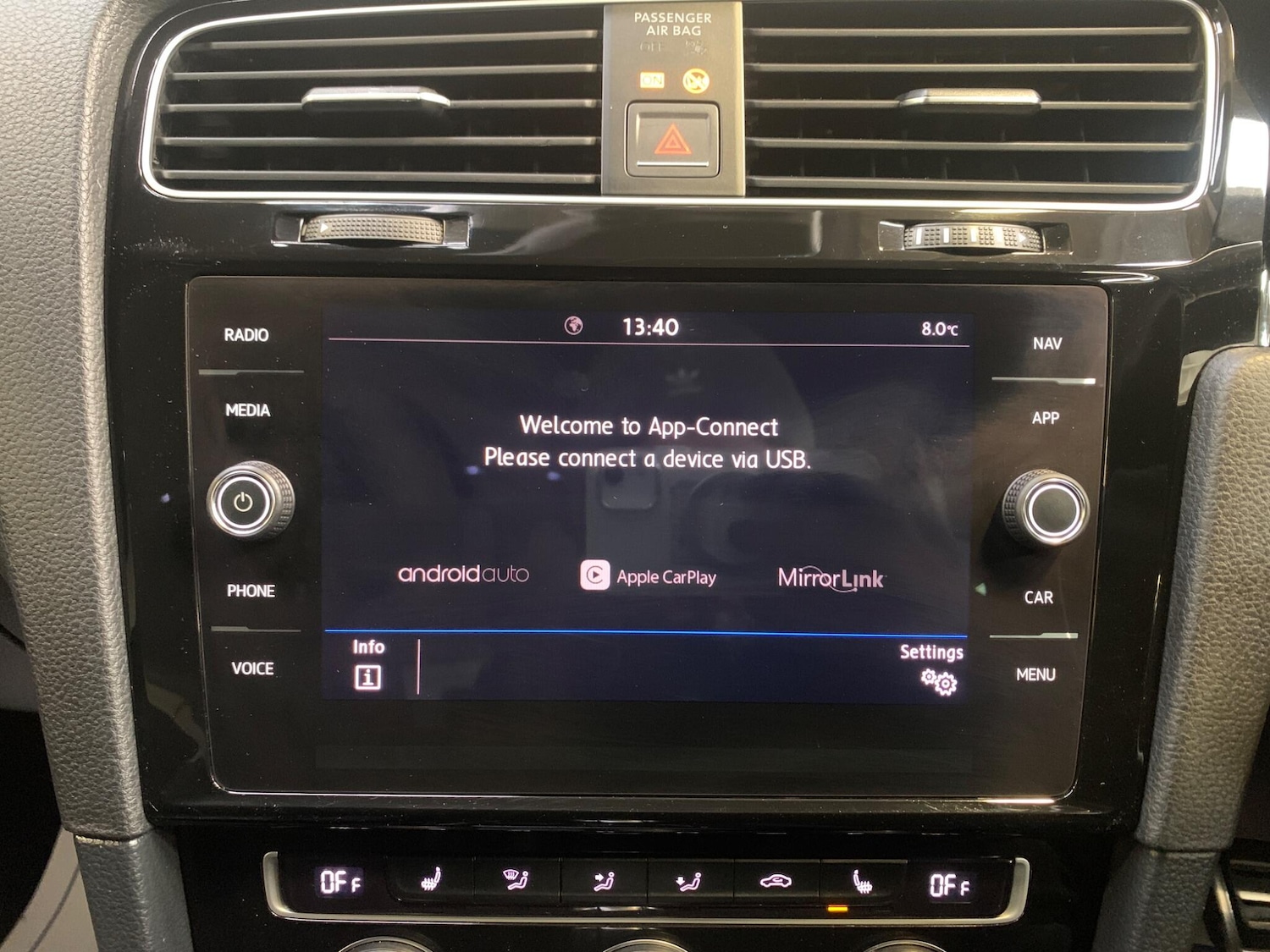 Used Volkswagen Golf 2017 for sale - 77598602: Photo 33