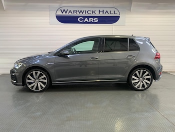 Used Volkswagen Golf 2017 for sale - 77598602: Photo