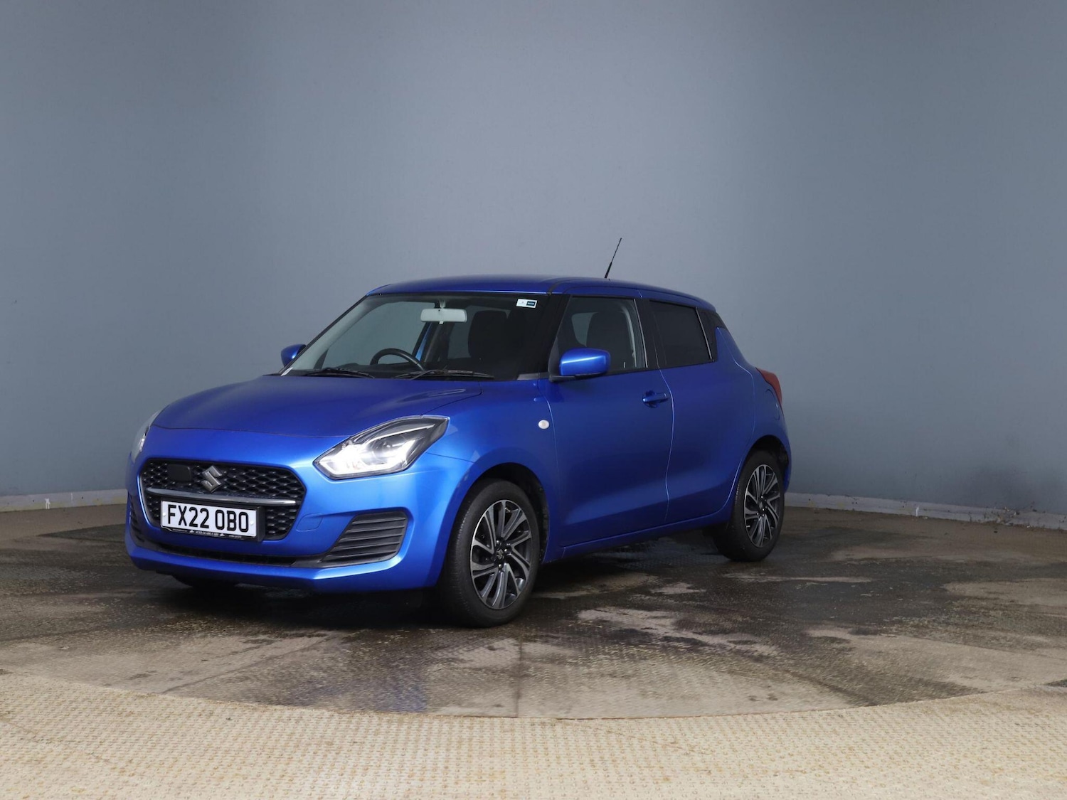 Used Suzuki Swift 2022 for sale - 76953485: Photo 1
