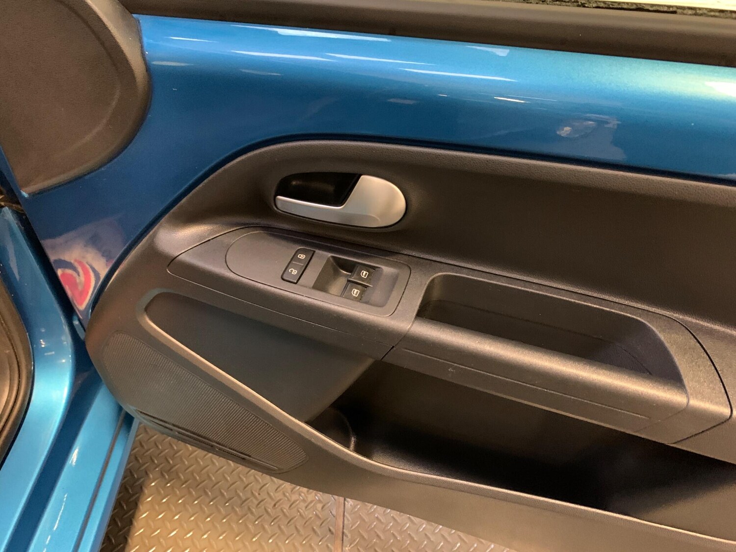 Used Volkswagen up! for sale - 77909737: Photo 18