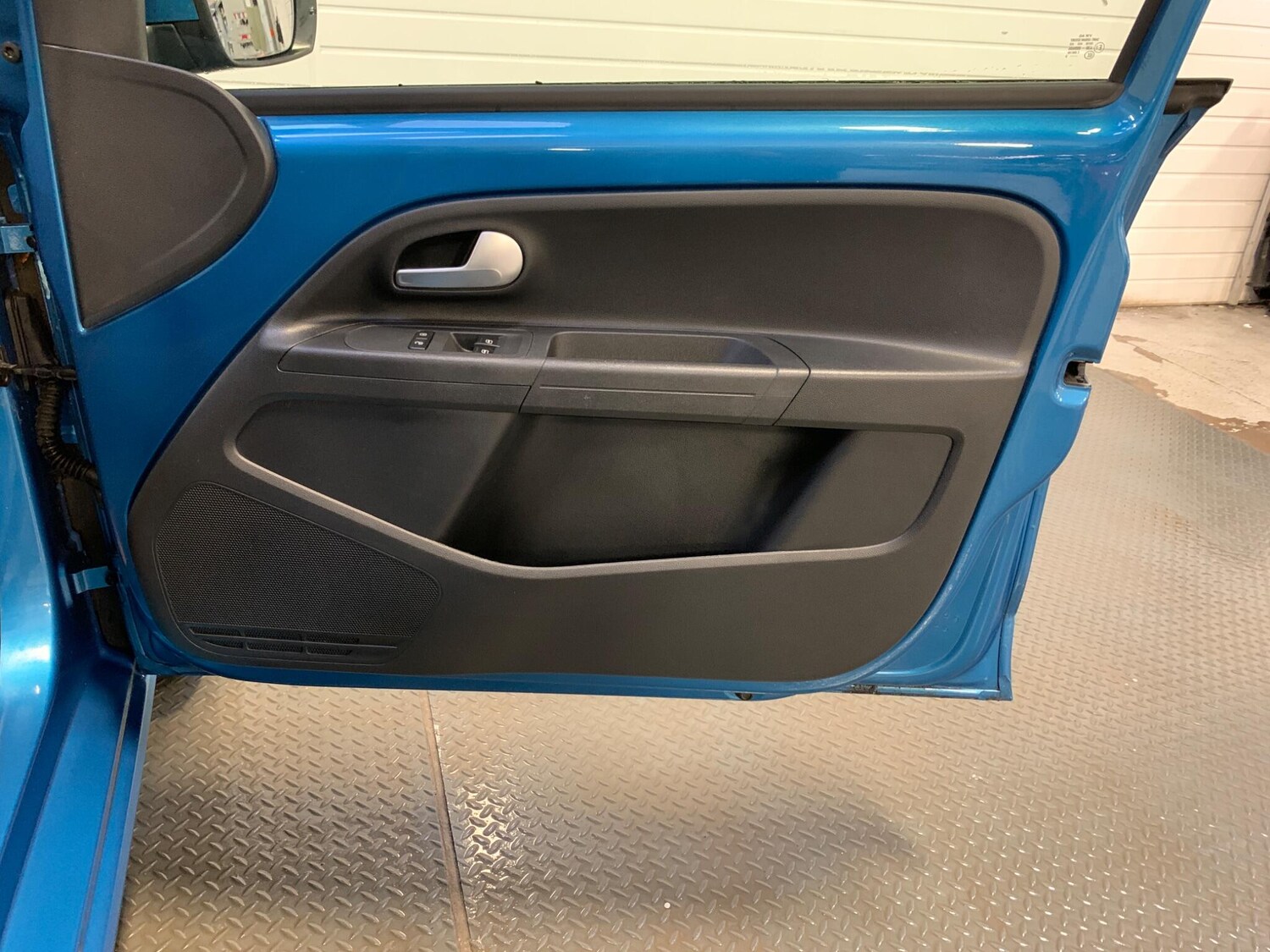 Used Volkswagen up! for sale - 77909737: Photo 19