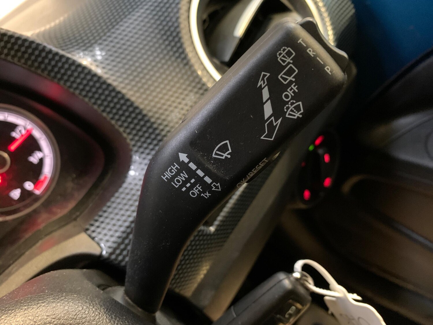 Used Volkswagen up! for sale - 77909737: Photo 42