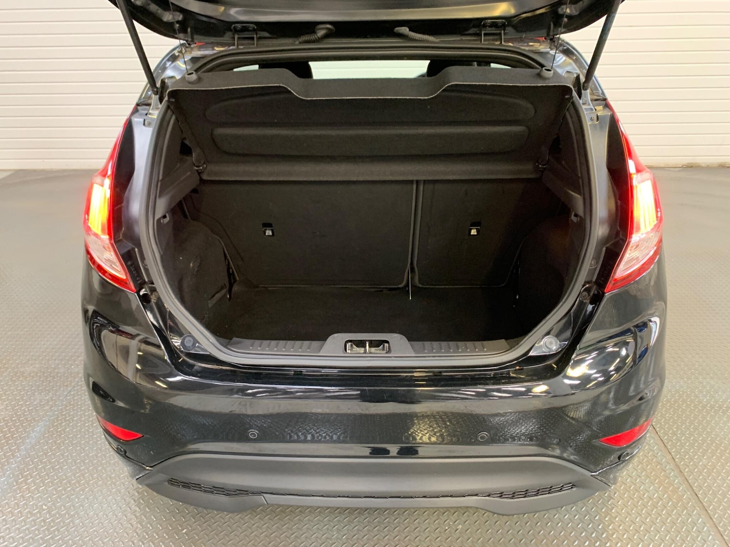 Used Ford Fiesta 2017 for sale - 78204797: Photo 14