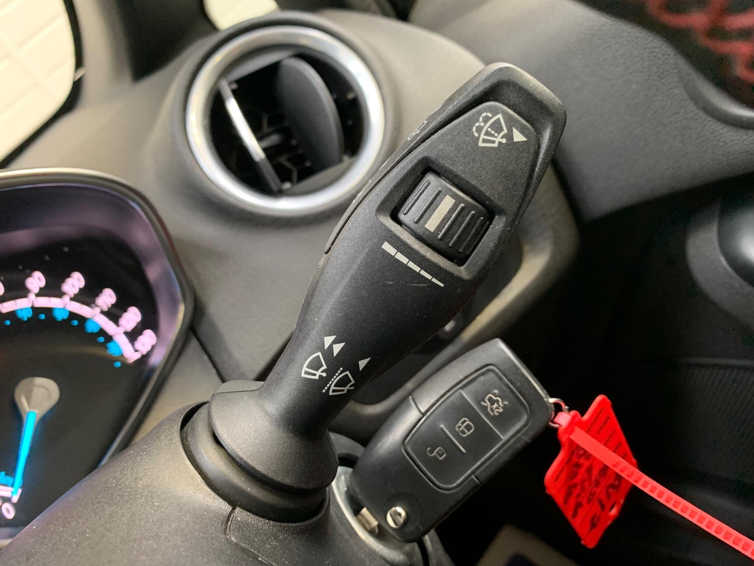 Used Ford Fiesta 2017 for sale - 78204797: Photo 30