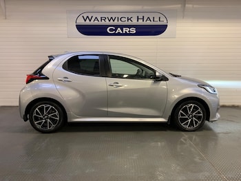 Used Toyota Yaris 2021 for sale - 77279486: Photo