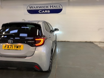 Used Toyota Yaris 2021 for sale - 77279486: Photo