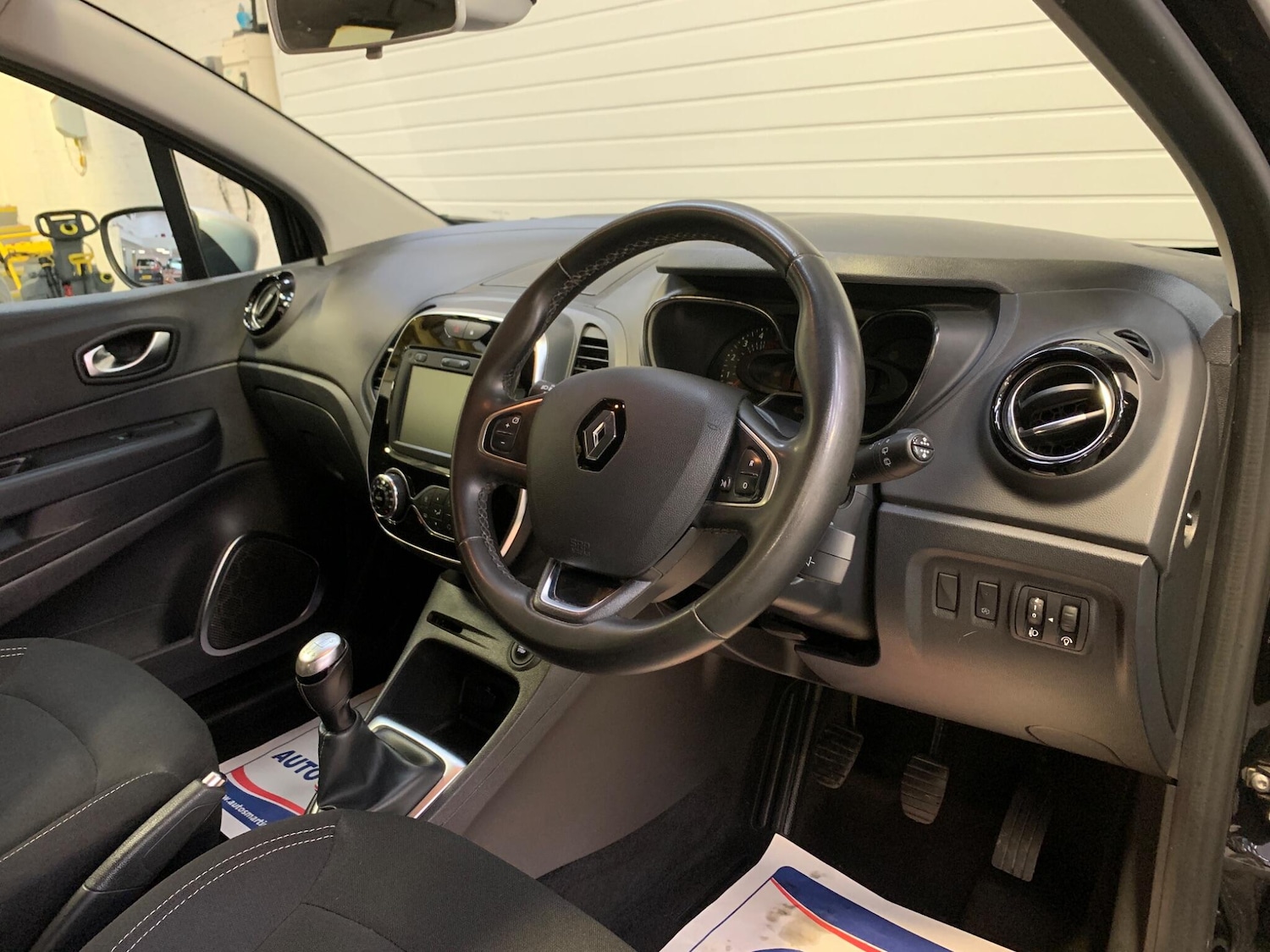 Used Renault Captur 2019 for sale - 76992795: Photo 21