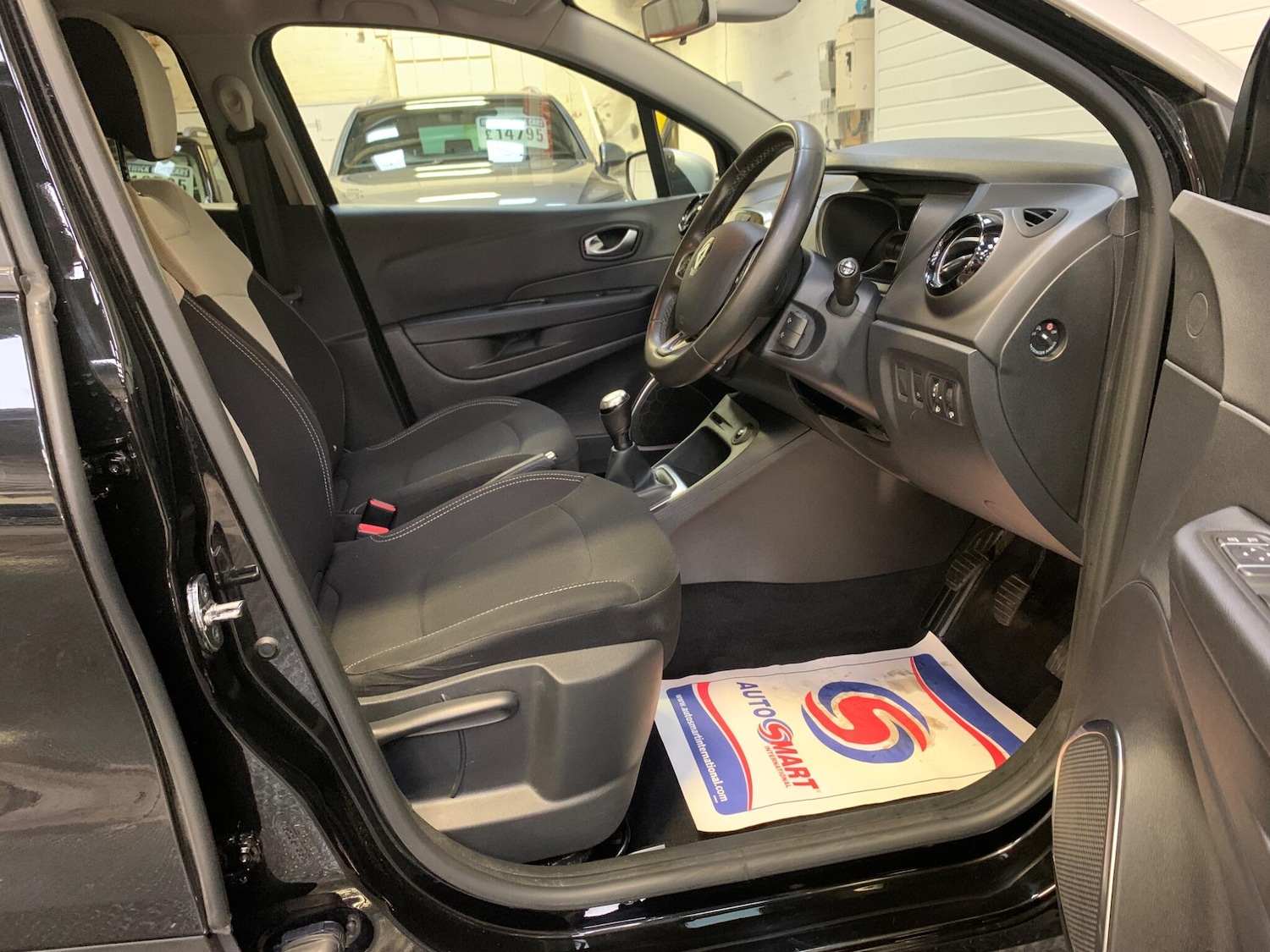 Used Renault Captur 2019 for sale - 76992795: Photo 22