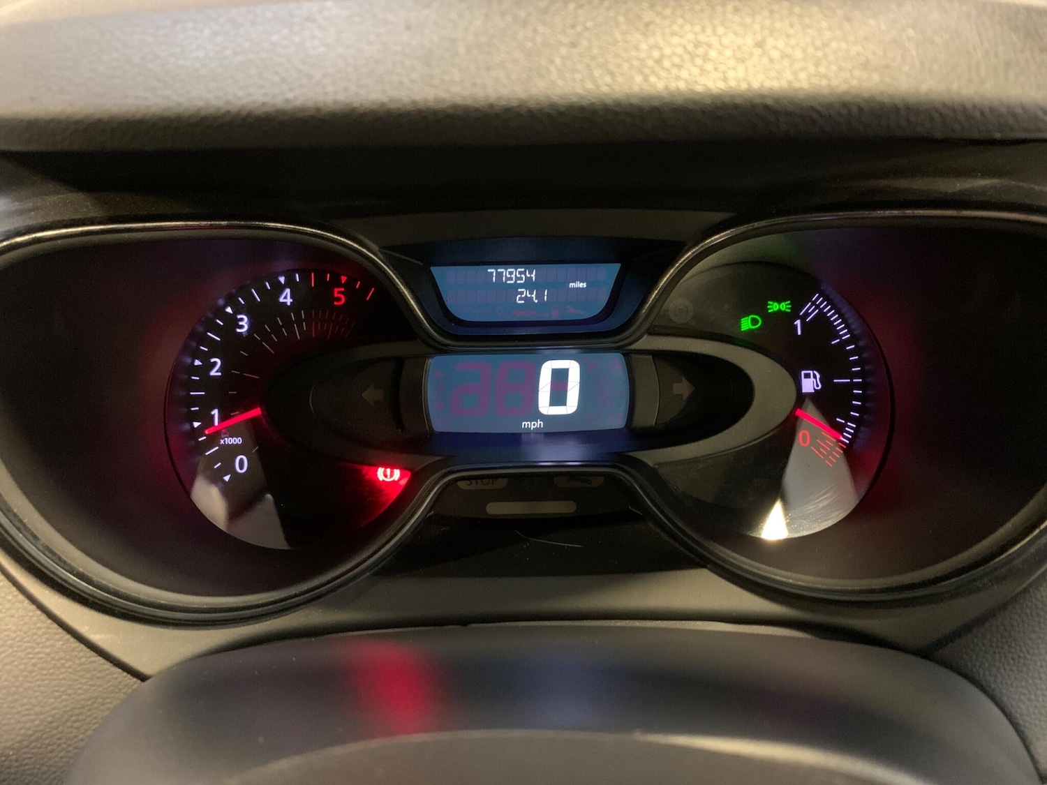 Used Renault Captur 2019 for sale - 76992795: Photo 24