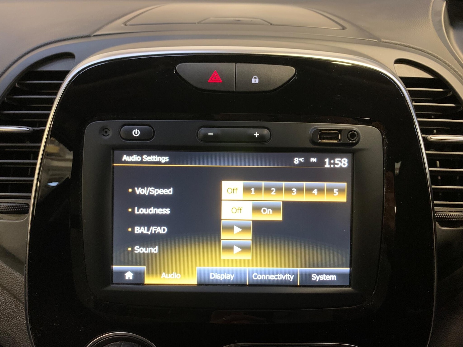 Used Renault Captur 2019 for sale - 76992795: Photo 32