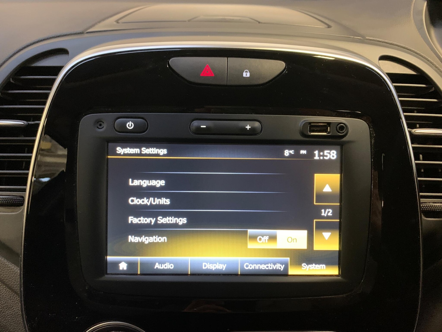 Used Renault Captur 2019 for sale - 76992795: Photo 35