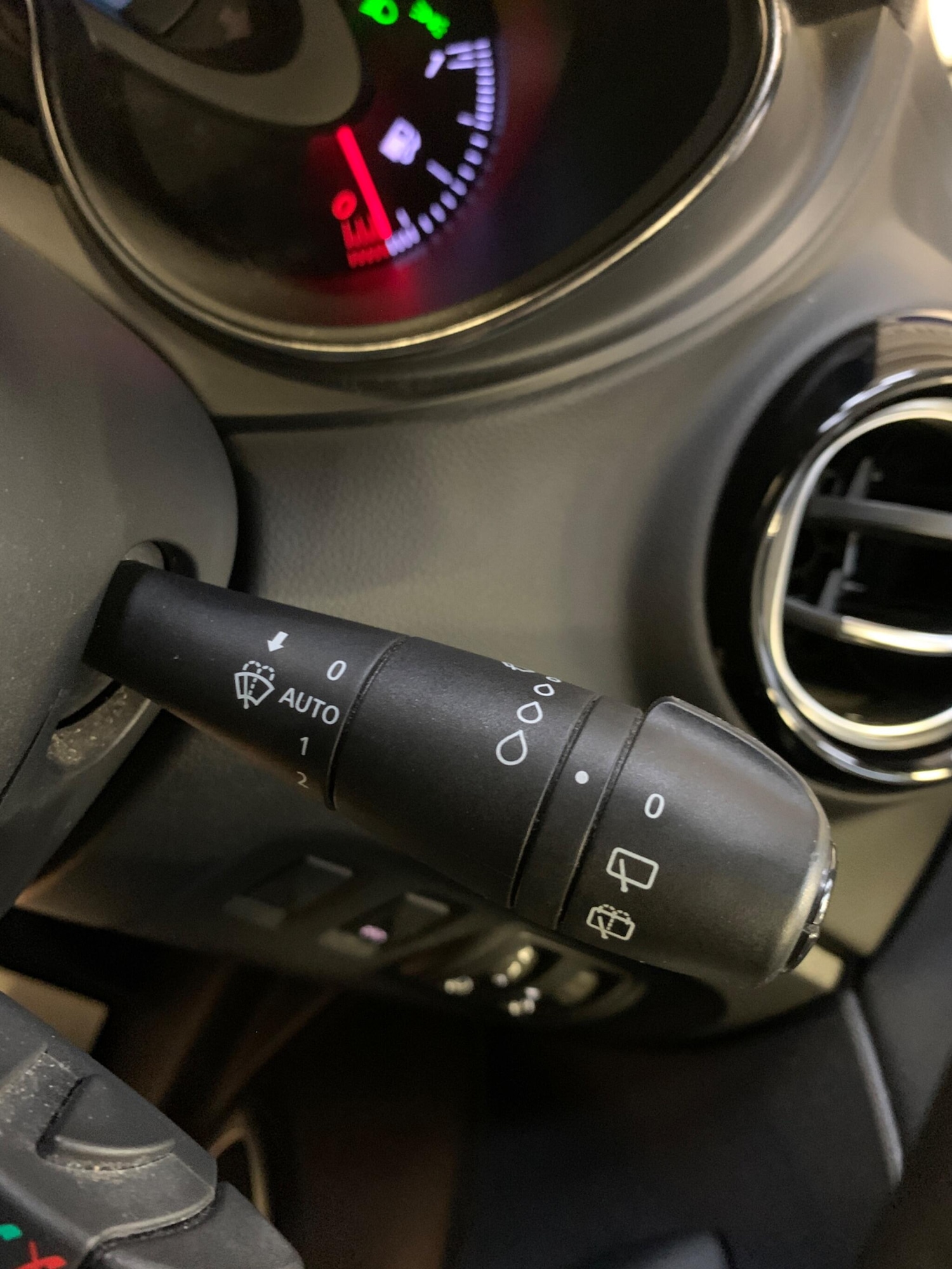 Used Renault Captur 2019 for sale - 76992795: Photo 46