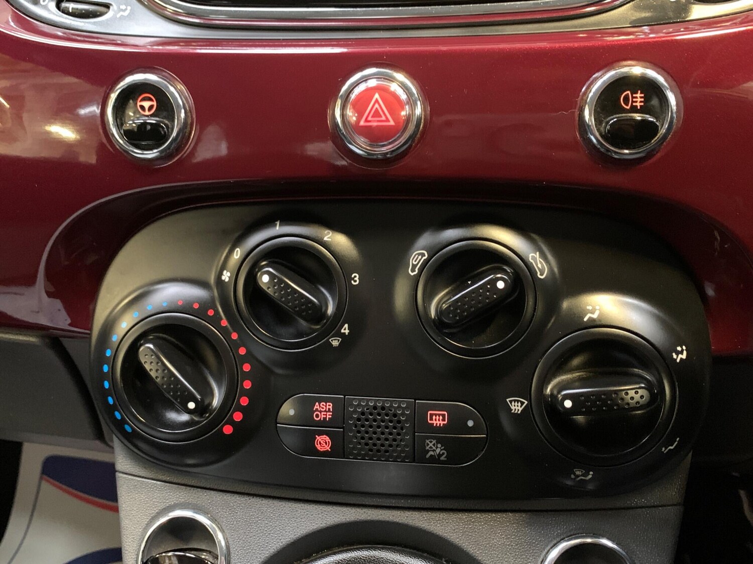 Used Fiat 500 for sale - 77684329: Photo 26