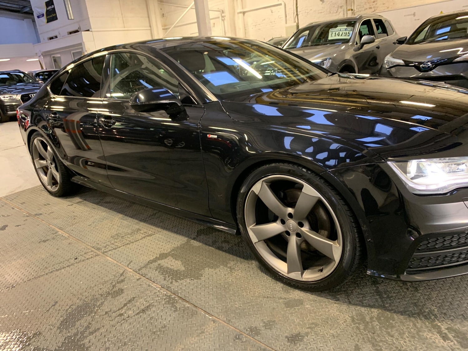 Used Audi A7 2014 for sale - 76801852: Photo 13