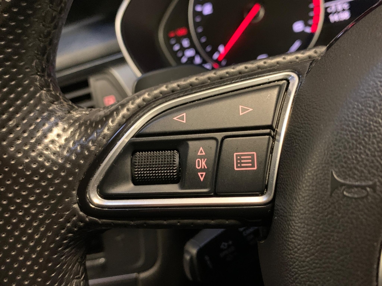 Used Audi A7 2014 for sale - 76801852: Photo 49