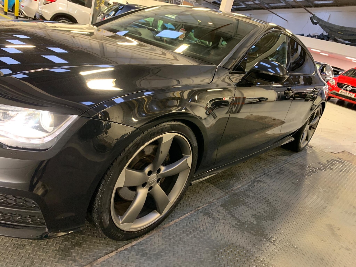 Used Audi A7 2014 for sale - 76801852: Photo 9