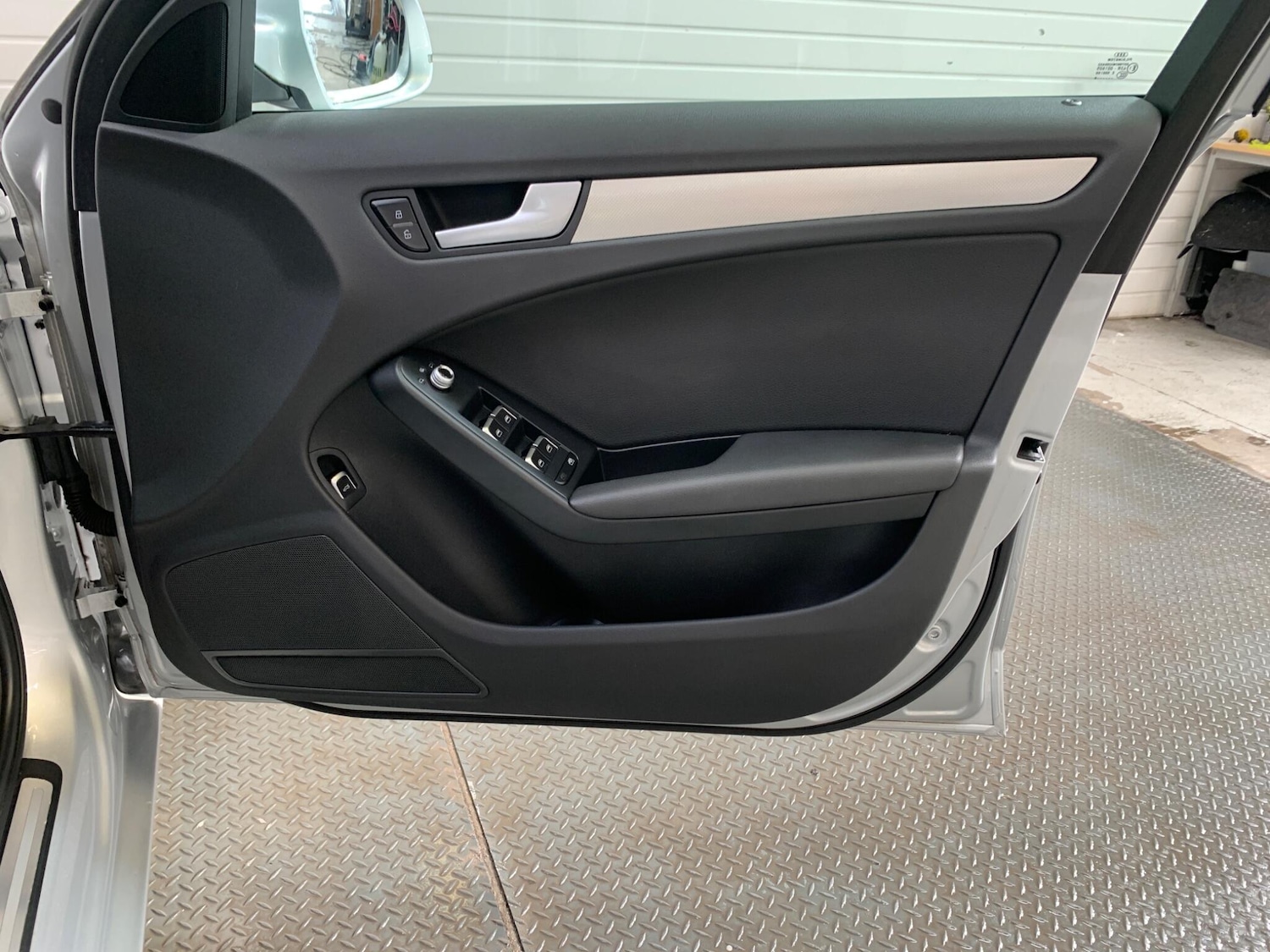 Used Audi A4 2014 for sale - 77970495: Photo 16