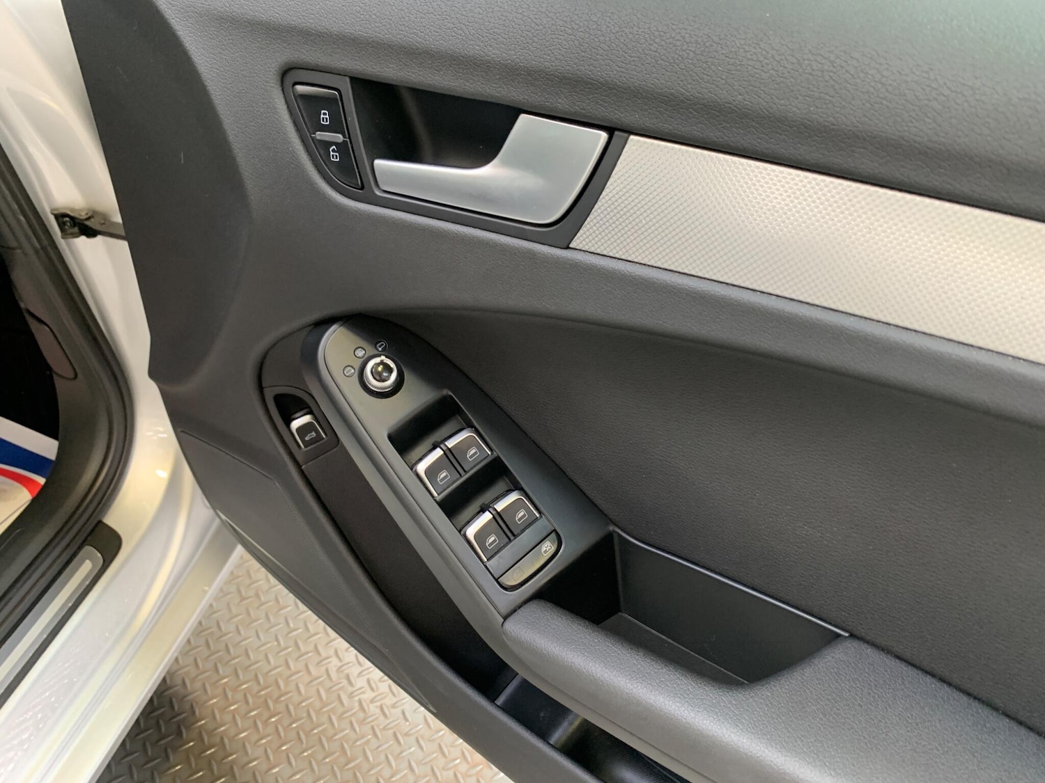 Used Audi A4 2014 for sale - 77970495: Photo 22