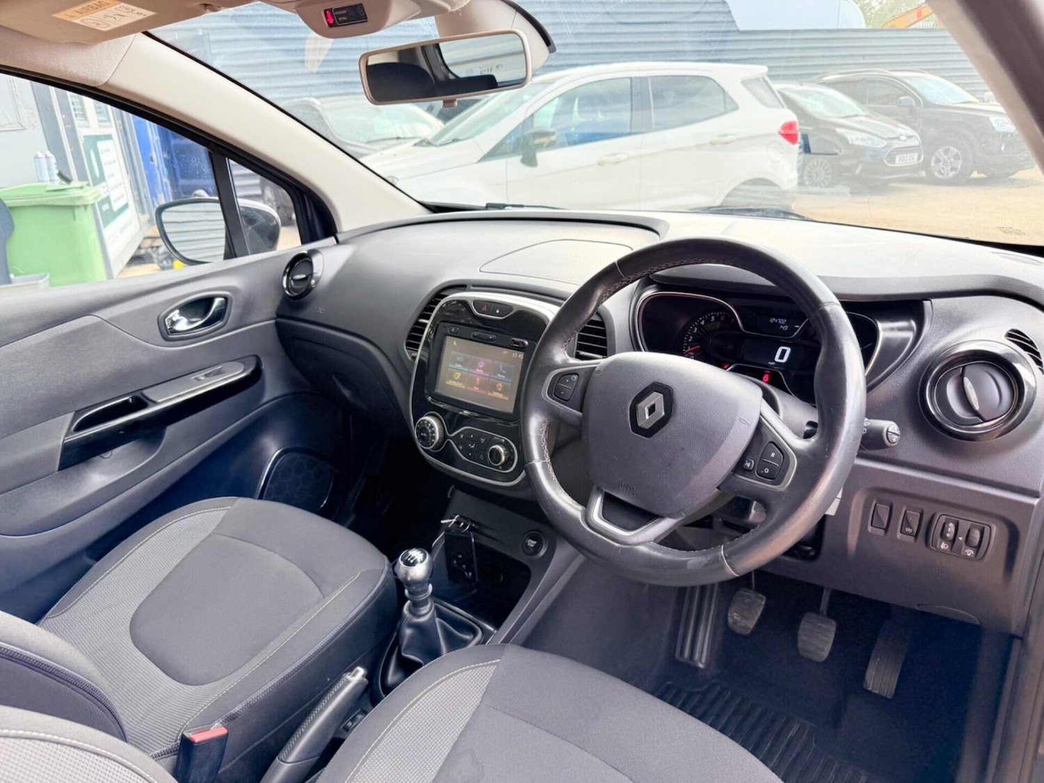 Used Renault Captur 2016 for sale - 76387396: Photo 14