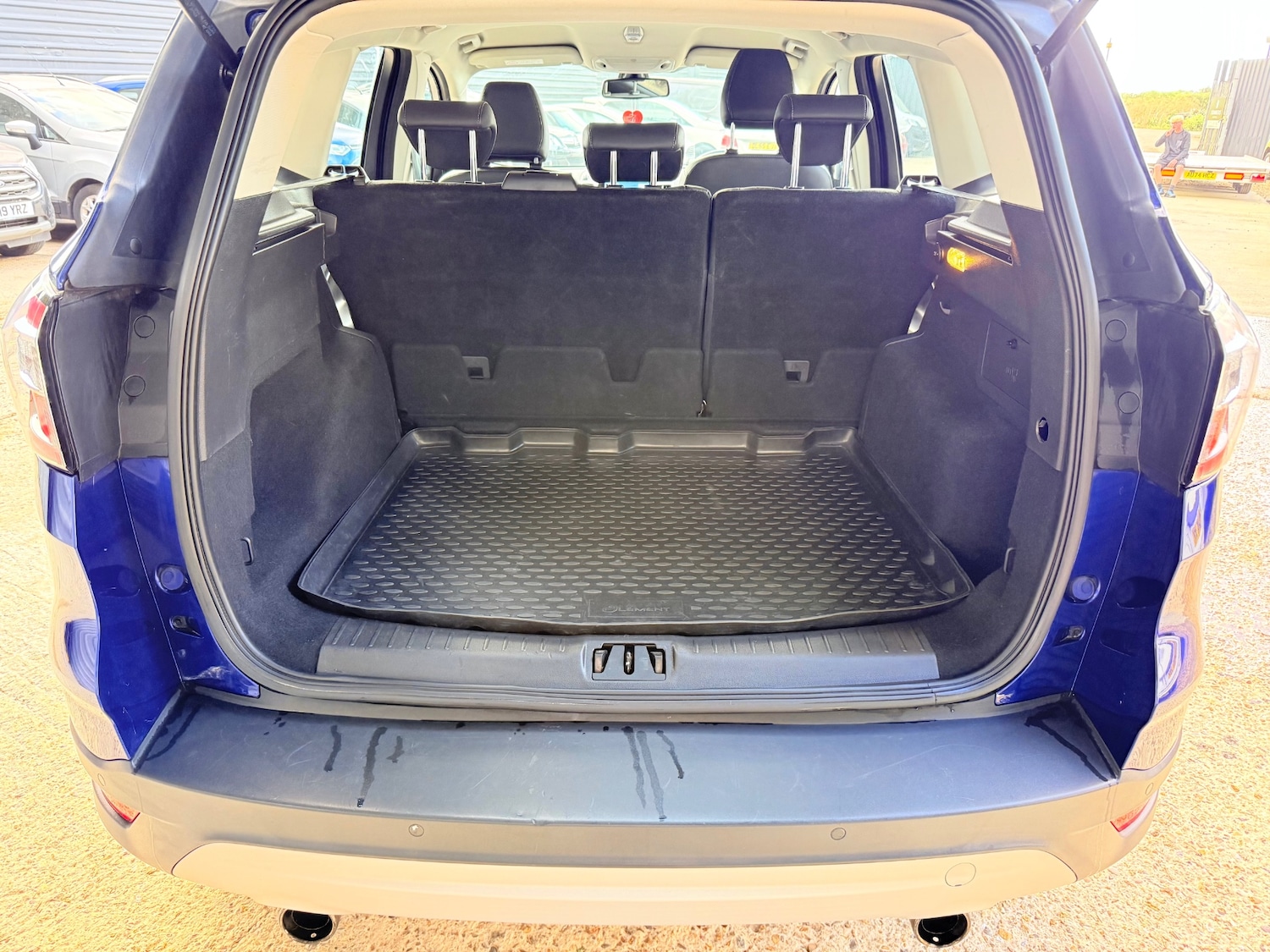 Vehicle 6