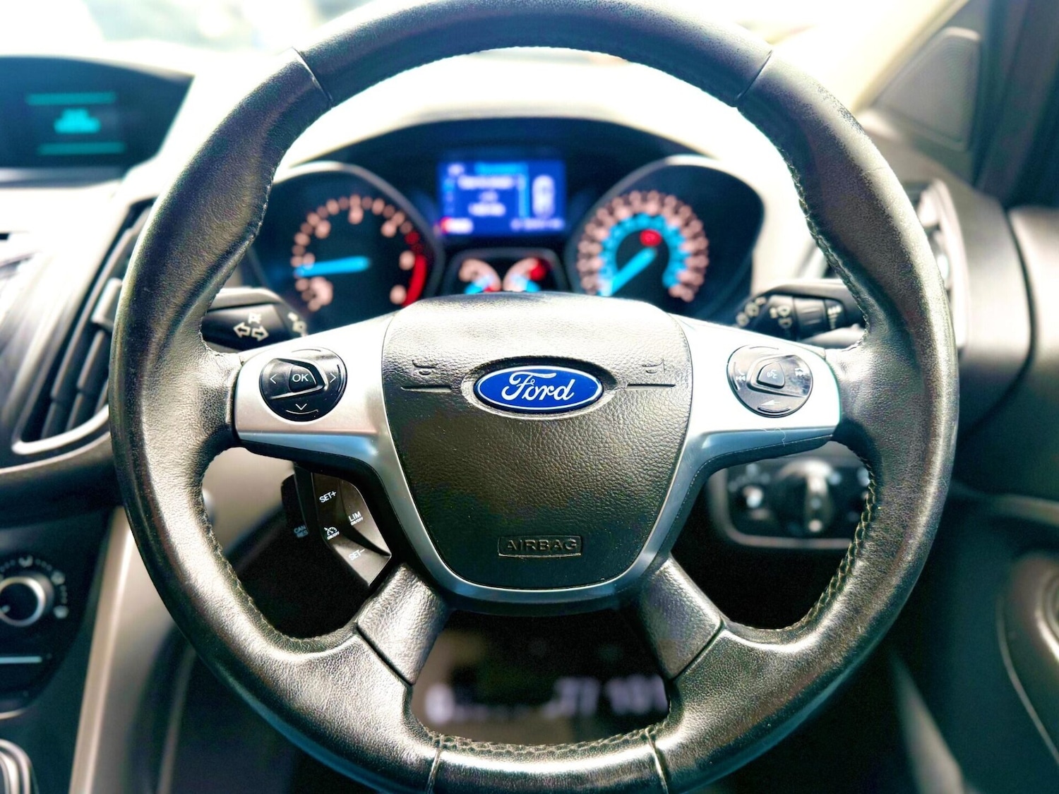 Used Ford Kuga 2015 for sale - 77850566: Photo 27