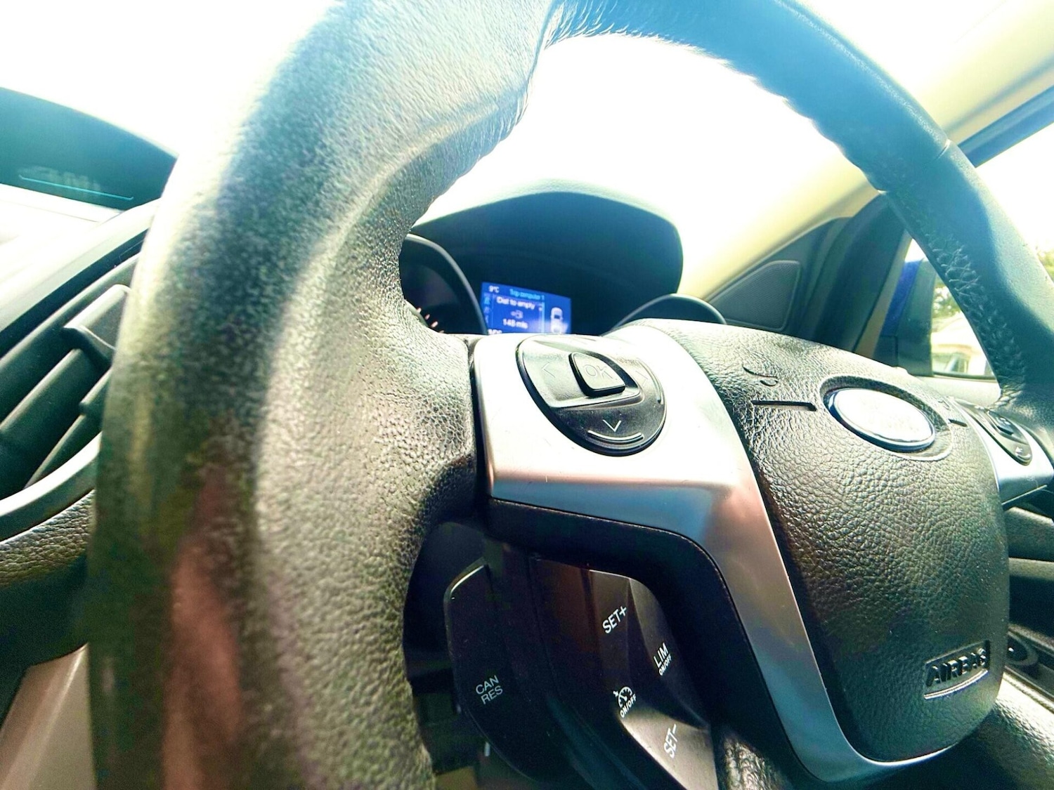 Used Ford Kuga 2015 for sale - 77850566: Photo 33