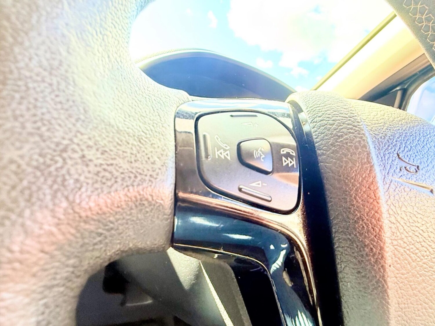 Used Ford Ka+ 2017 for sale - 77836143: Photo 35