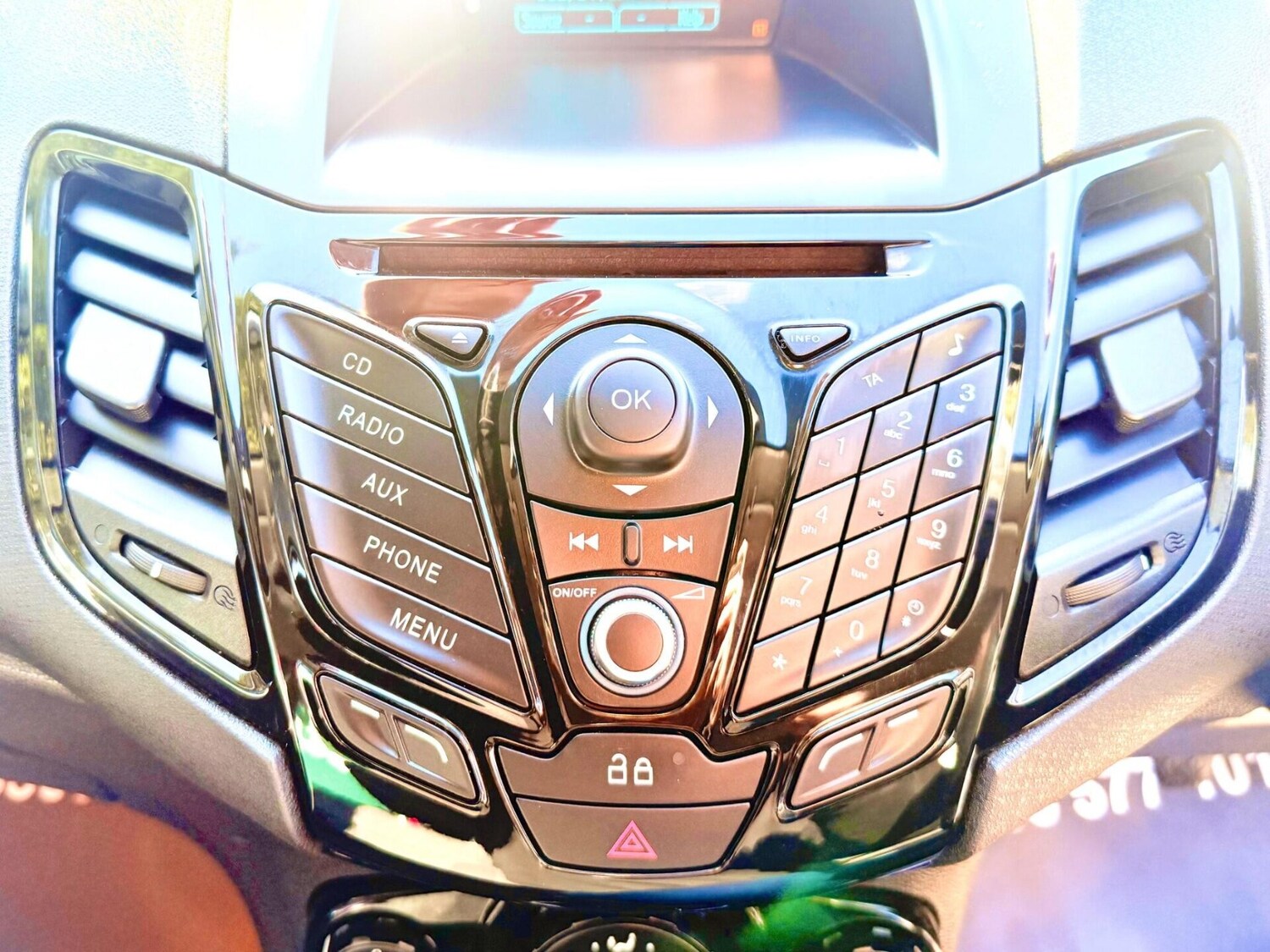 Used Ford Fiesta 2013 for sale - 77979898: Photo 33