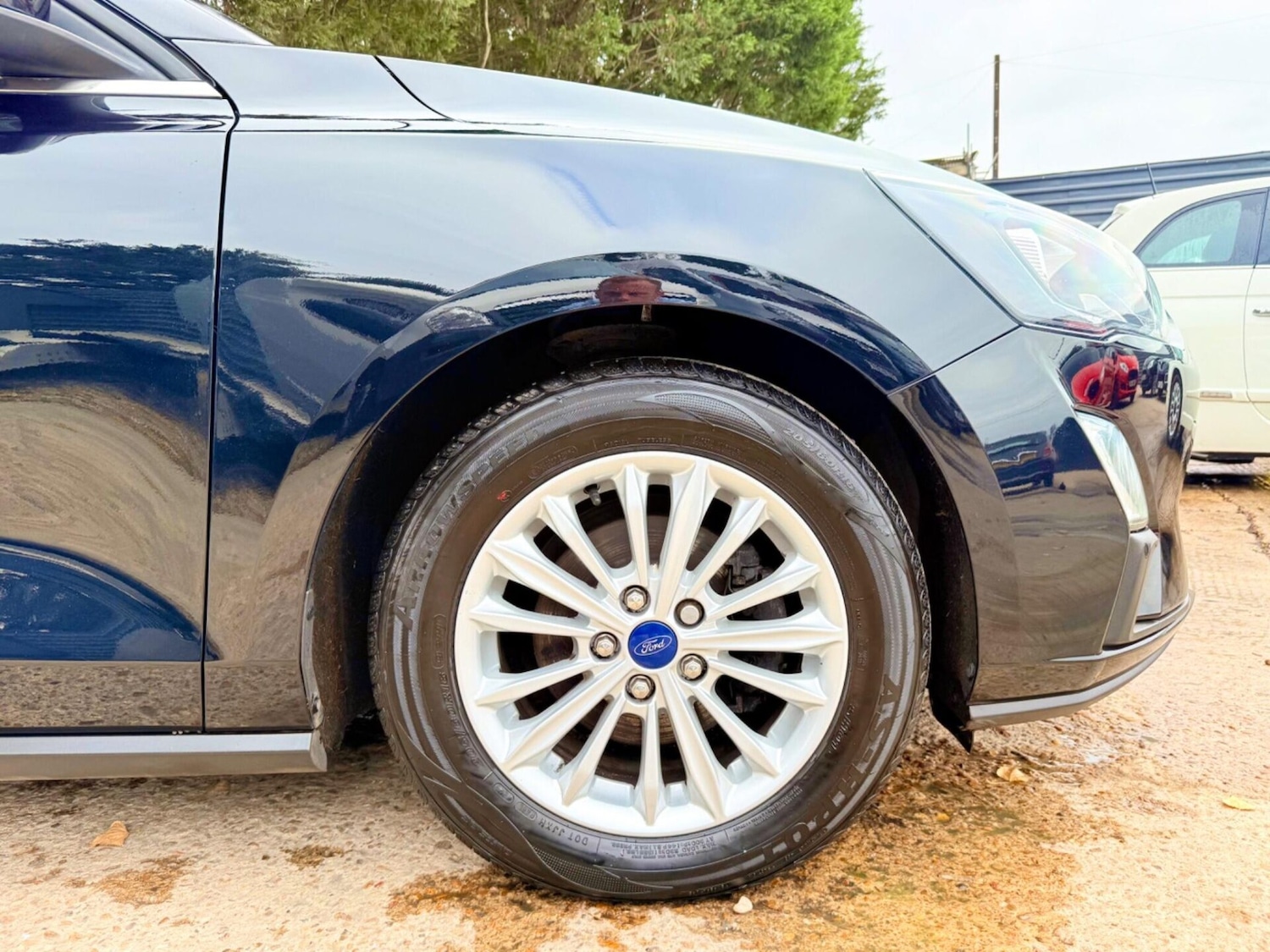 Used Ford Focus 2020 for sale - 76387401: Photo 16
