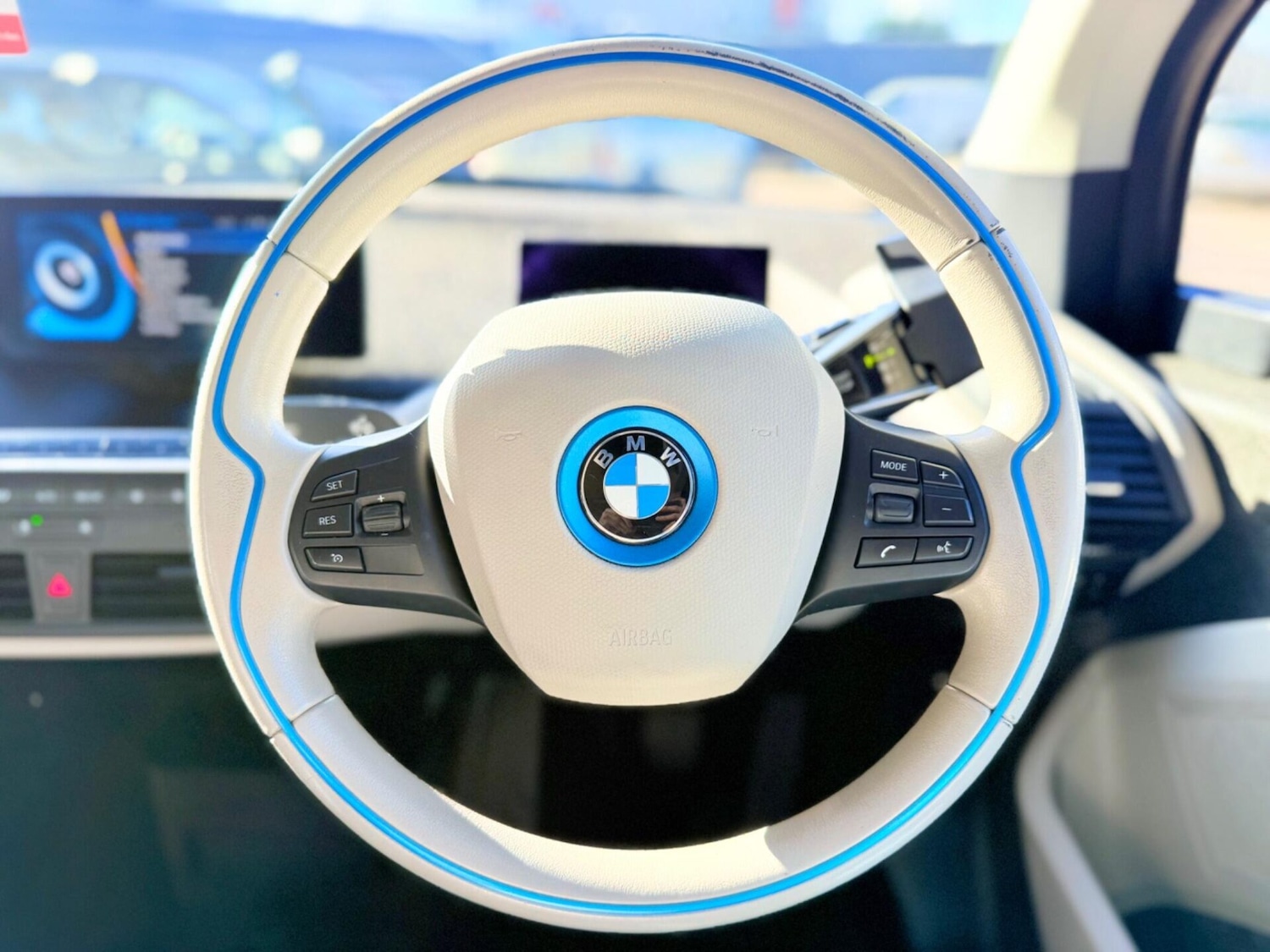 Used BMW i3 2015 for sale - 76444358: Photo 24