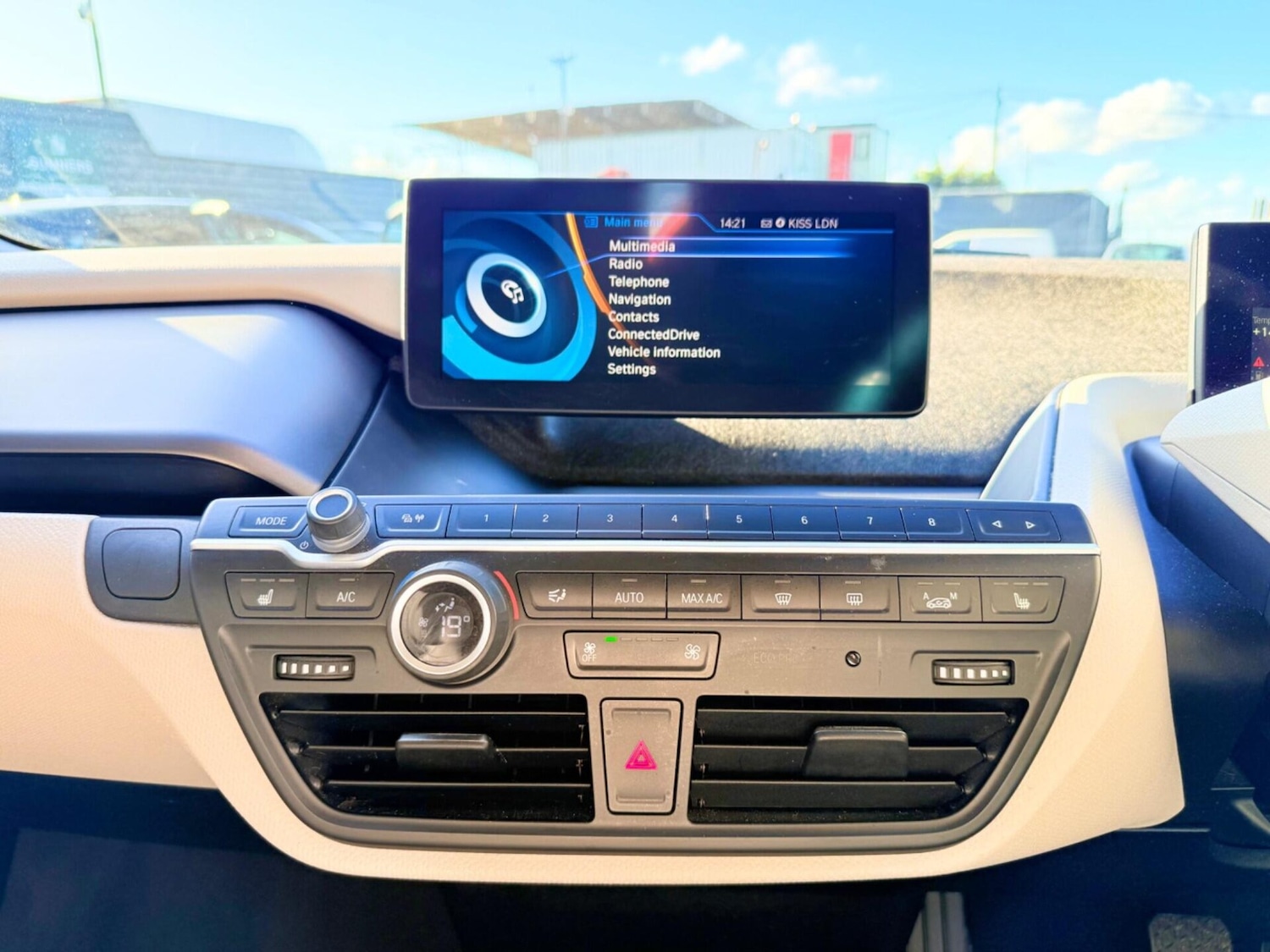 Used BMW i3 2015 for sale - 76444358: Photo 31