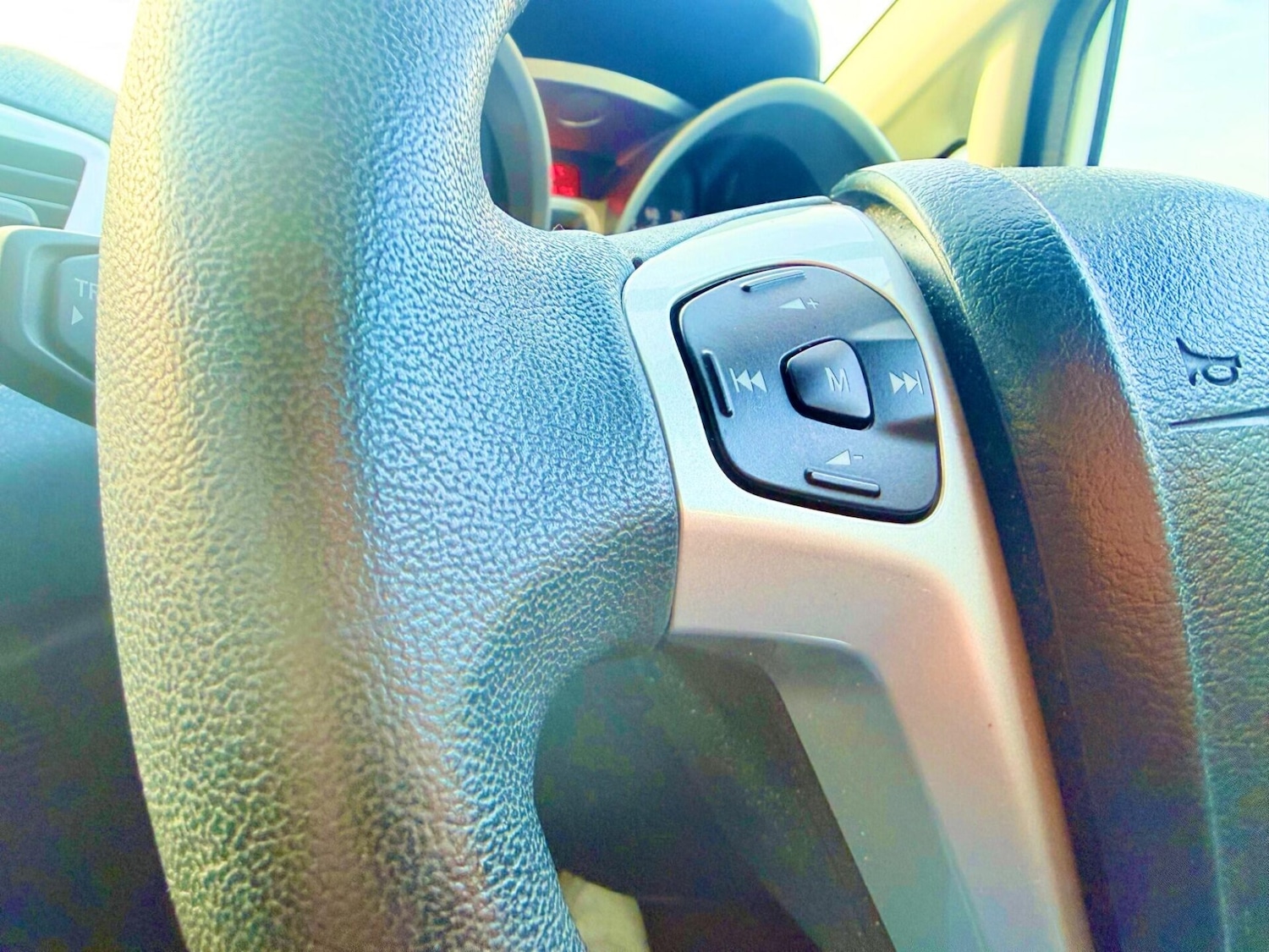 Used Ford Fiesta 2011 for sale - 77382215: Photo 27