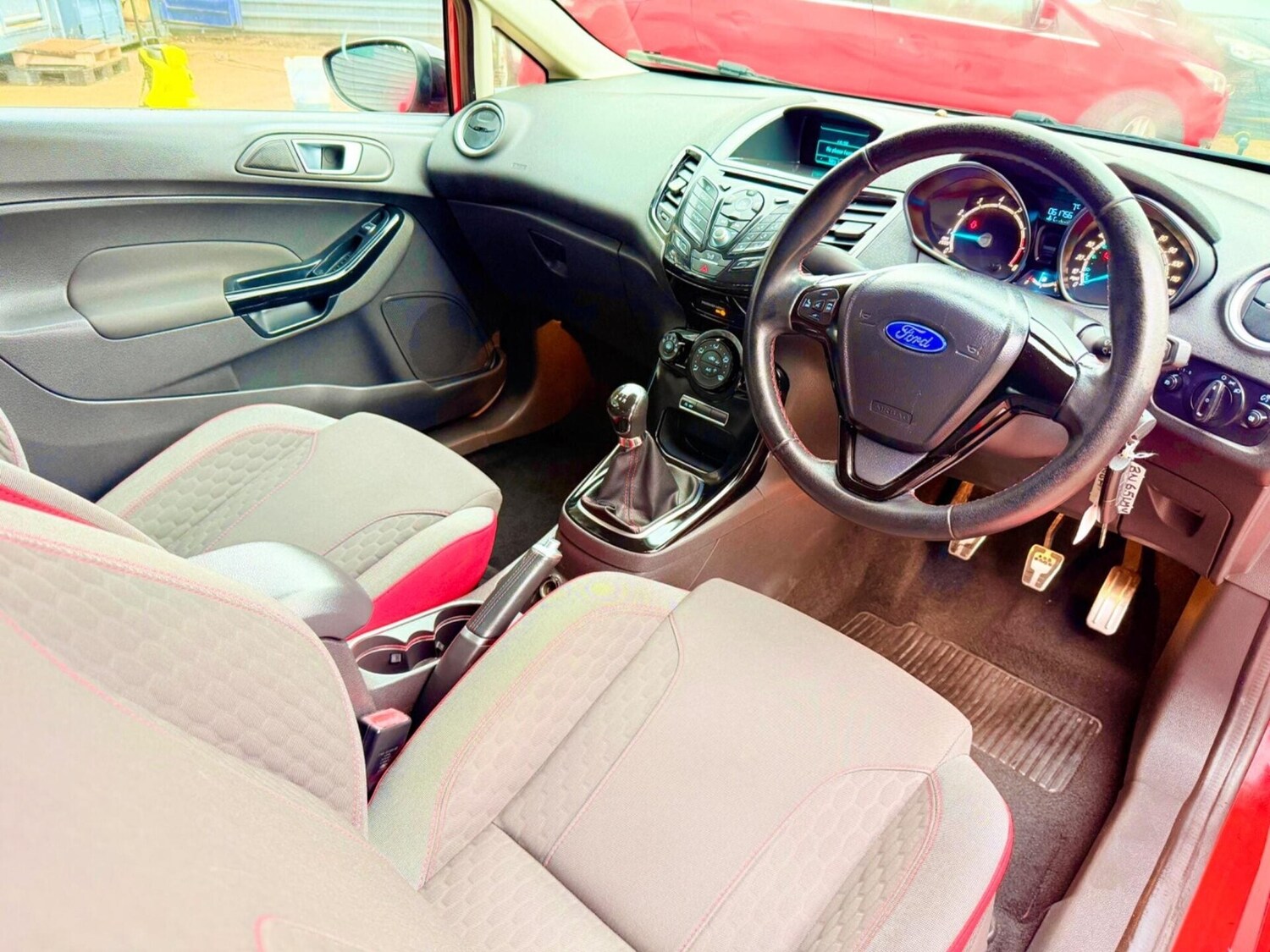 Used Ford Fiesta 2015 for sale - 77375890: Photo 20