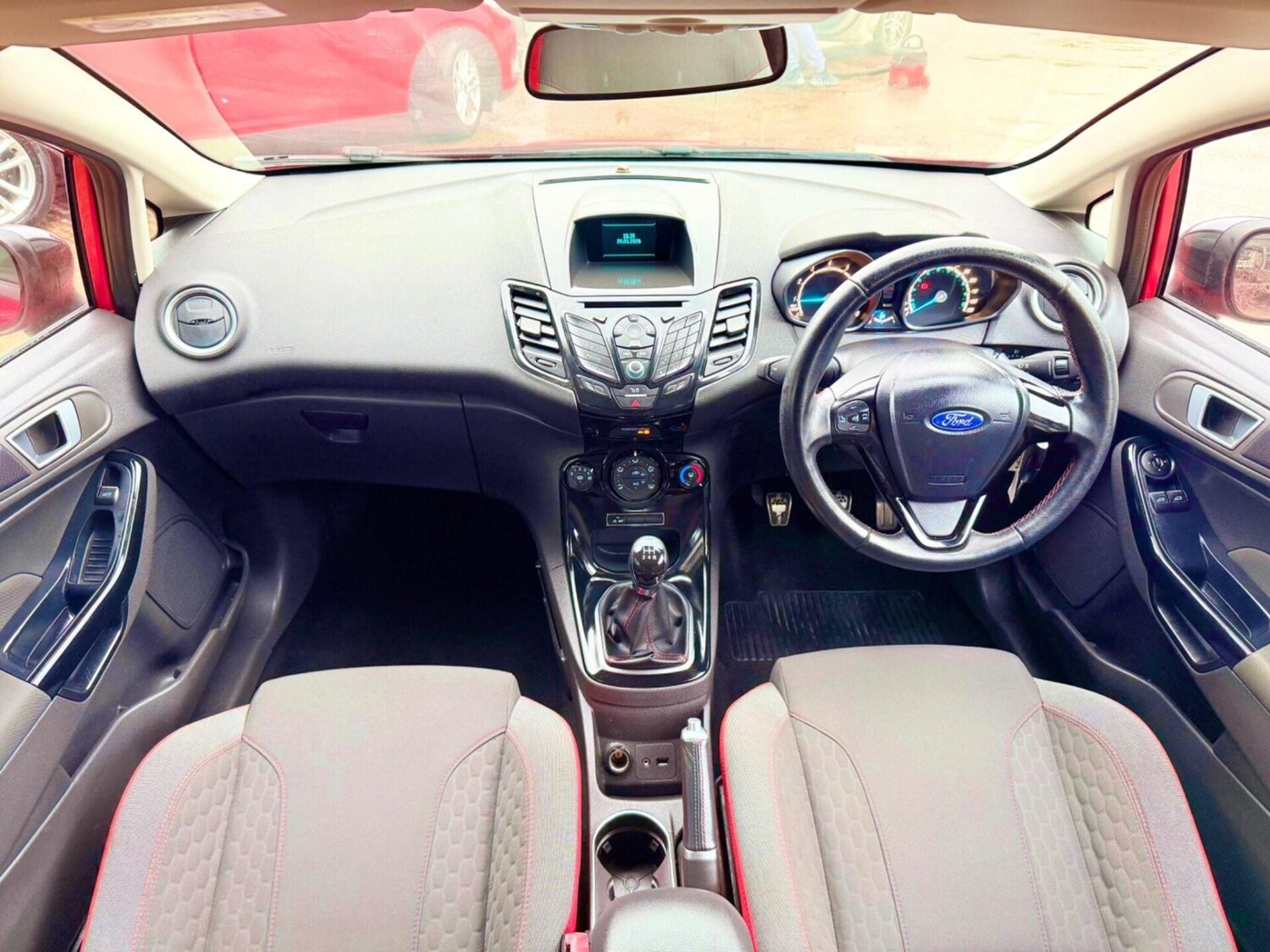 Used Ford Fiesta 2015 for sale - 77375890: Photo 21