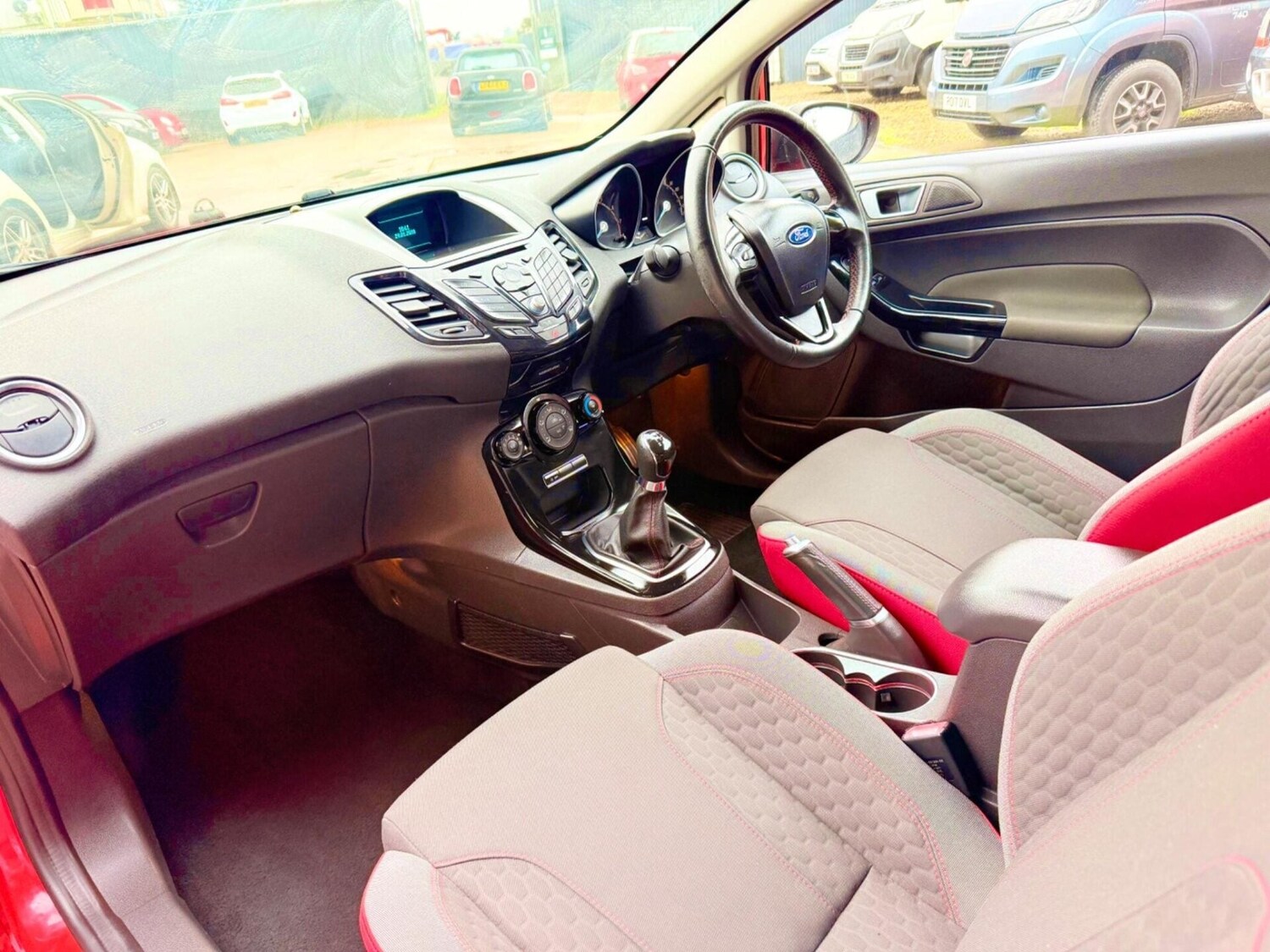 Used Ford Fiesta 2015 for sale - 77375890: Photo 22