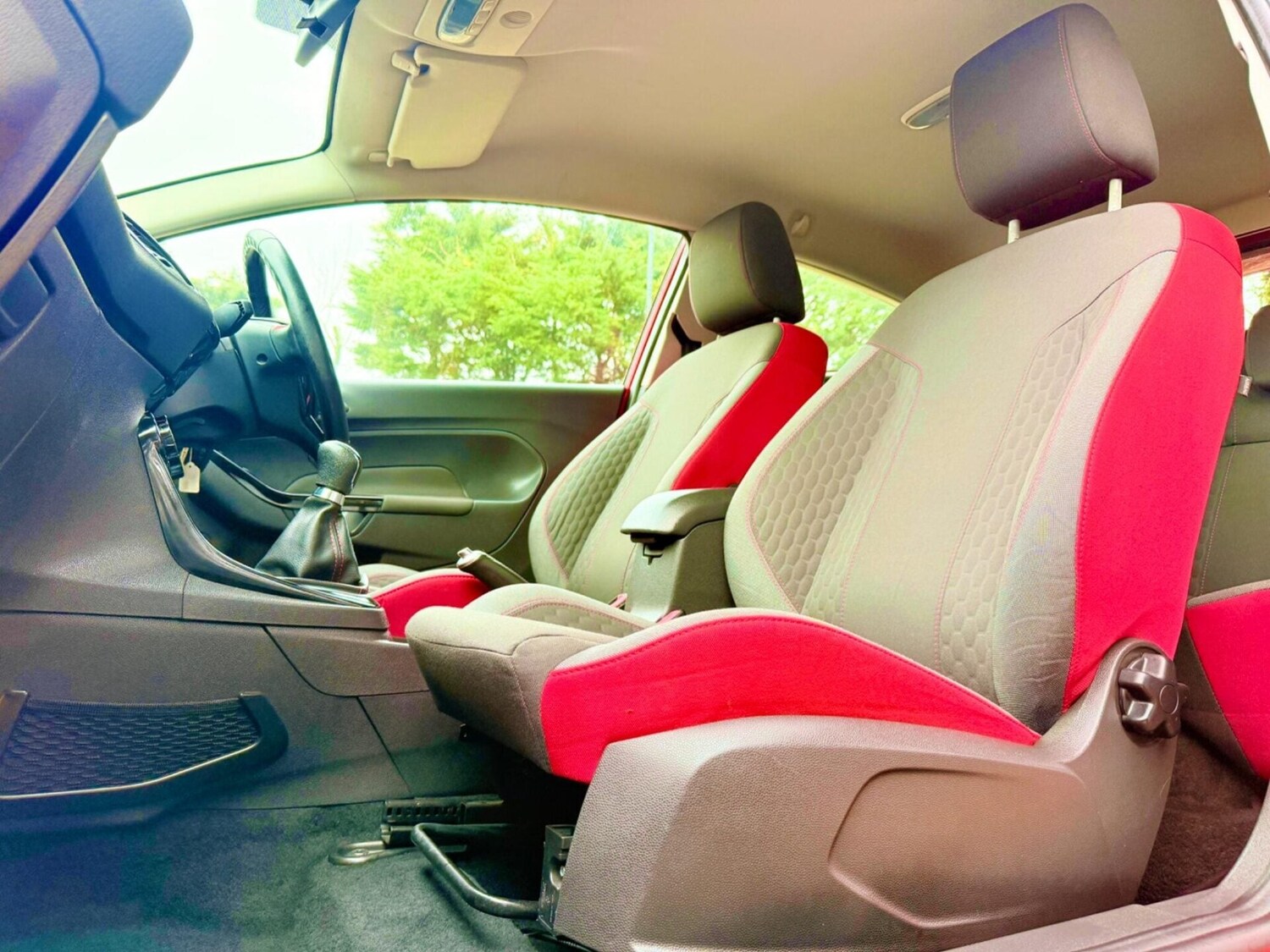 Used Ford Fiesta 2015 for sale - 77375890: Photo 24