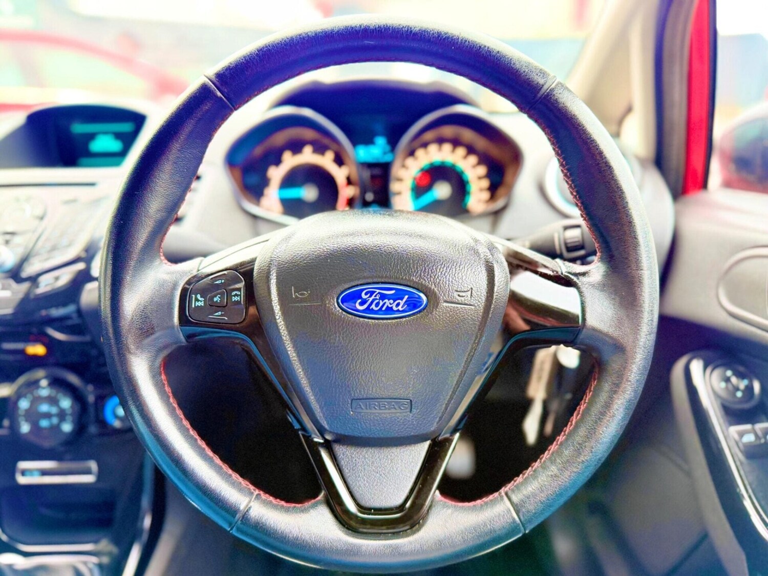 Used Ford Fiesta 2015 for sale - 77375890: Photo 25